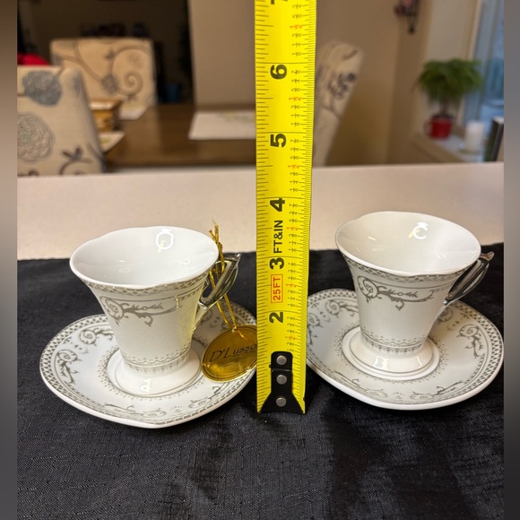 D'Lusso Elegant White and Silver Tea Cup Set - Picture 8 of 8